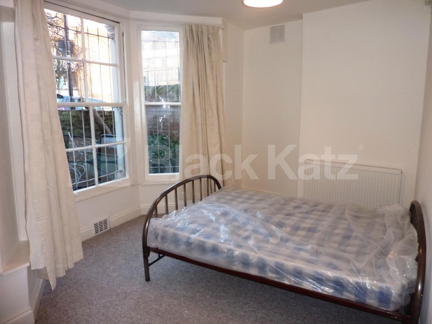 			NEW INSTRUCTION / BRAND NEWLY REFURBISHED, 1 Bedroom, 1 bath, 1 reception Flat			 Hazelville Road, Archway